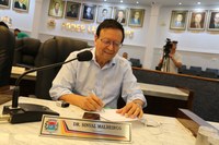 DR. SINVAL FARÁ CIRURGIA PARA COLOCAÇÃO DE MARCA-PASSO PERMANENTE; VEREADOR SEGUE NA UTI, PORÉM CONSCIENTE E SEM SEDAÇÃO