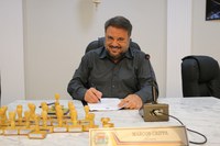 Marcos Crippa pede ao Executivo medidas da SAEC para evitar desperdício de água e, paralelamente, ajudar famílias em vulnerabilidade socioeconômica