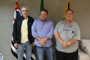Vereador Marcos Crippa recebe o Simcat - Sindicato dos Funcionários e Servidores Públicos Municipais de Catanduva
